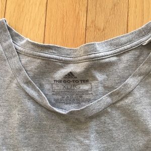 adidas Shirts - Adidas Short Sleeve T-Shirt Size XL adidas Shirts - Adidas Short Sleeve T-Shirt Size XL